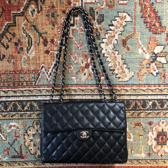 SOLD***Chanel Vintage Classic Jumbo Caviar Flap - Picture 4 of 13